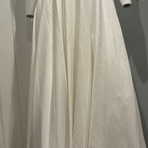 NWOT Ieena for Mac Duggal white gown - Picture 8 of 14